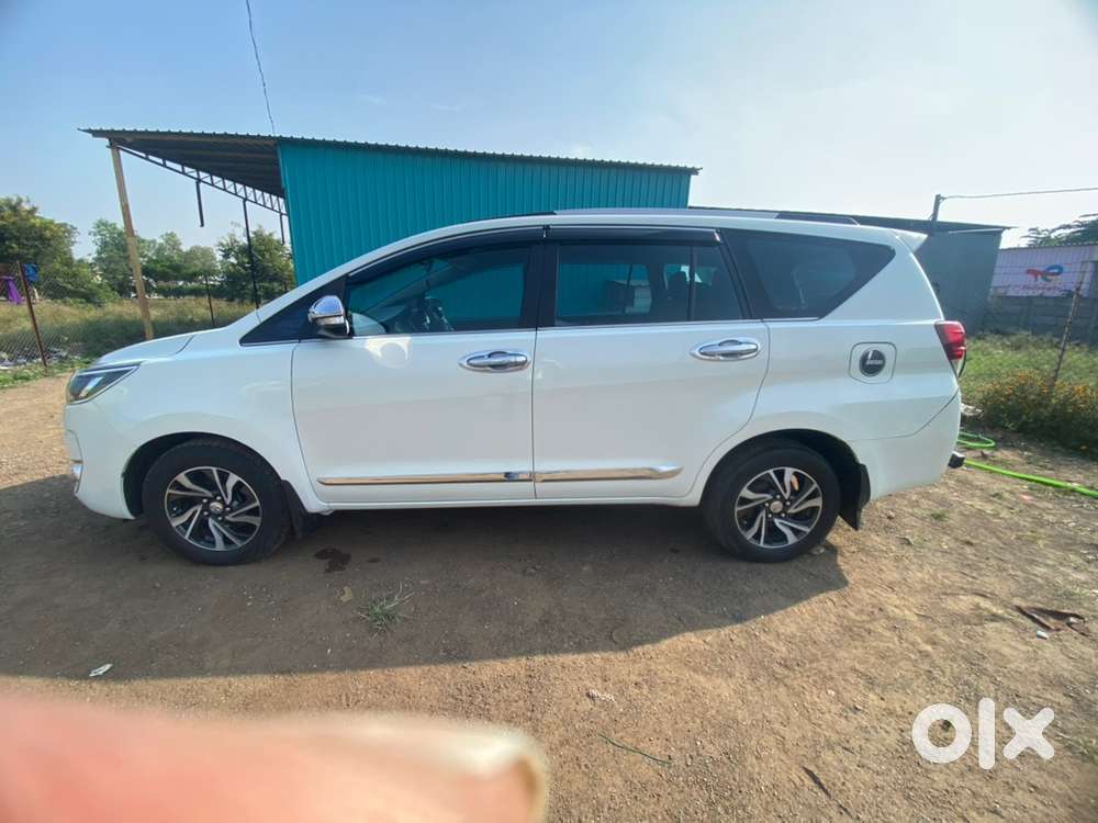 Toyota Innova Crysta 2018