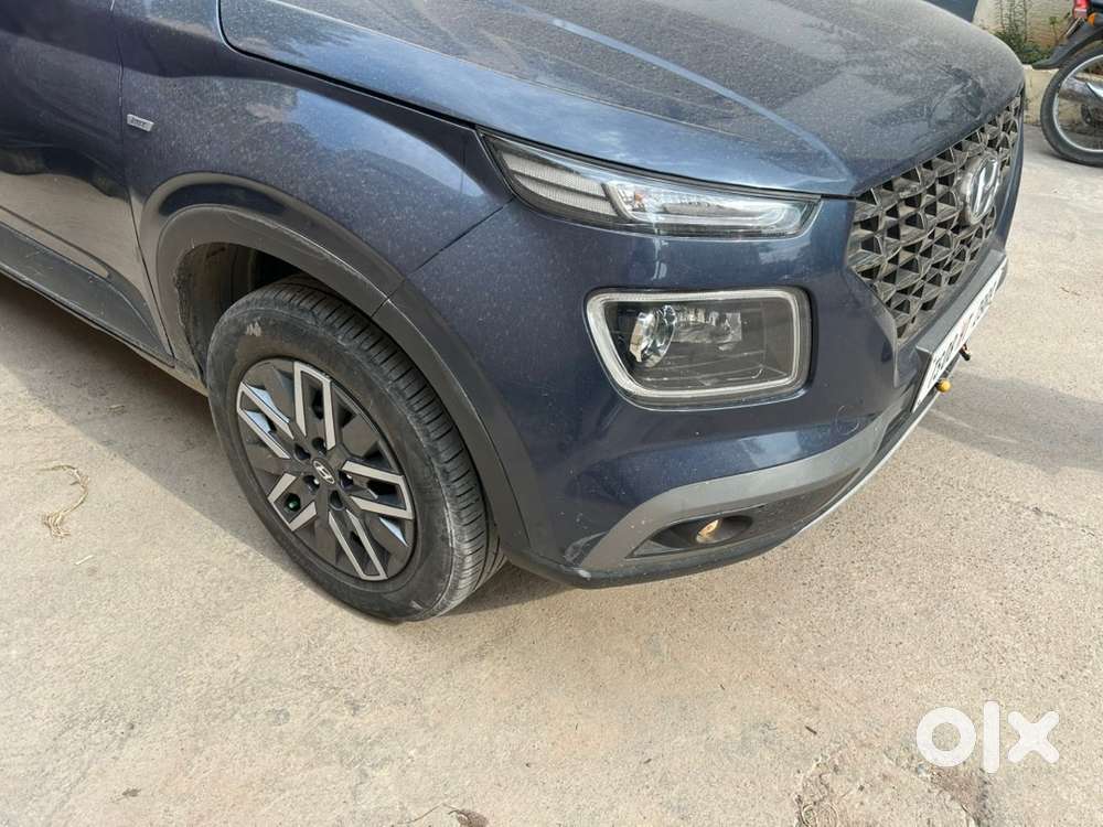 Hyundai Venue Petrol 2022