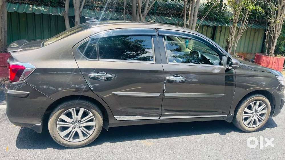 Honda Amaze, 2023, Petrol