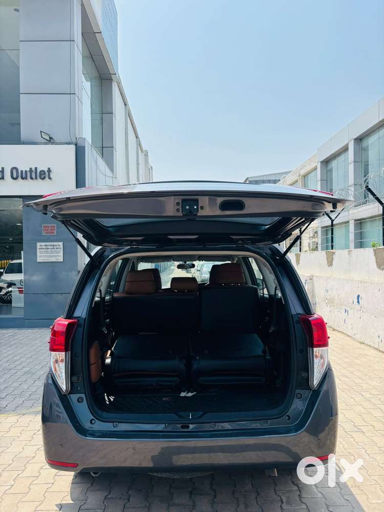 Toyota Innova Crysta 2.7 Gx At, 2021, Diesel