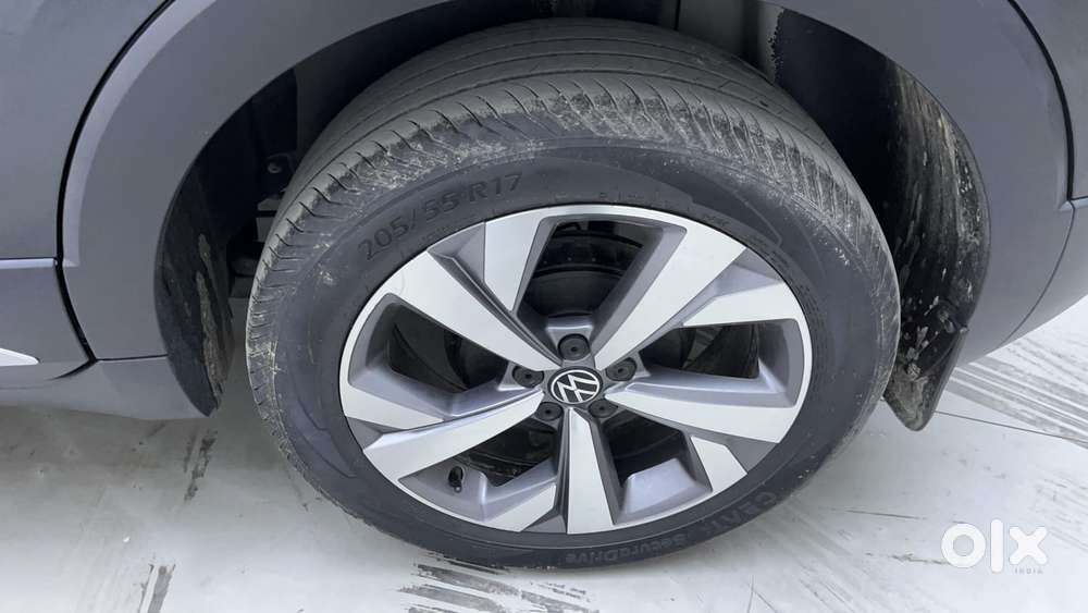 Volkswagen Taigun Topline 1.0 Tsi At (electric Seats), 2023, Petrol