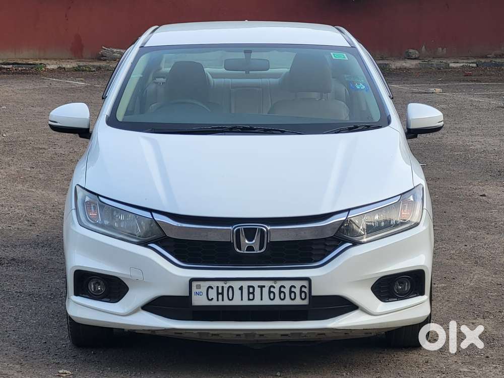 Honda City I-vtec V, 2018, Petrol