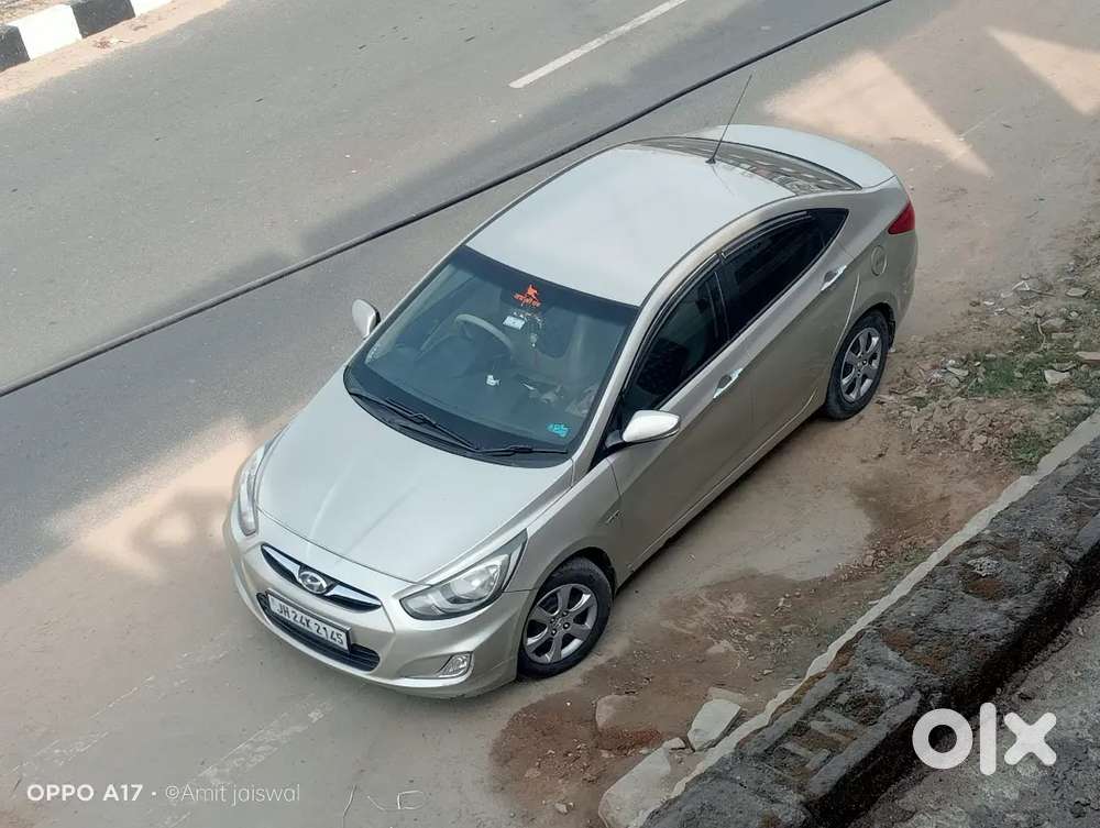 Hyundai Fluidic Verna 1.4 2012