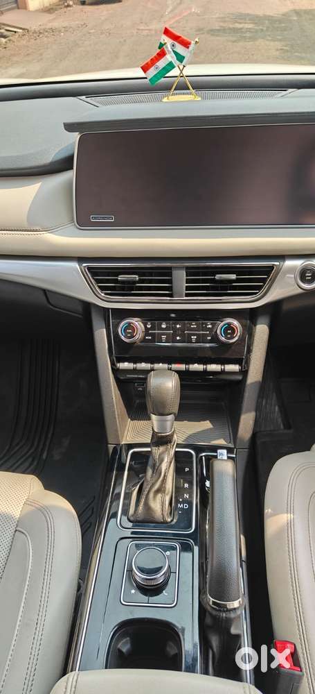 Mahindra Xuv700 2.2 Ax 7 Diesel At Str Awd, 2024, Diesel