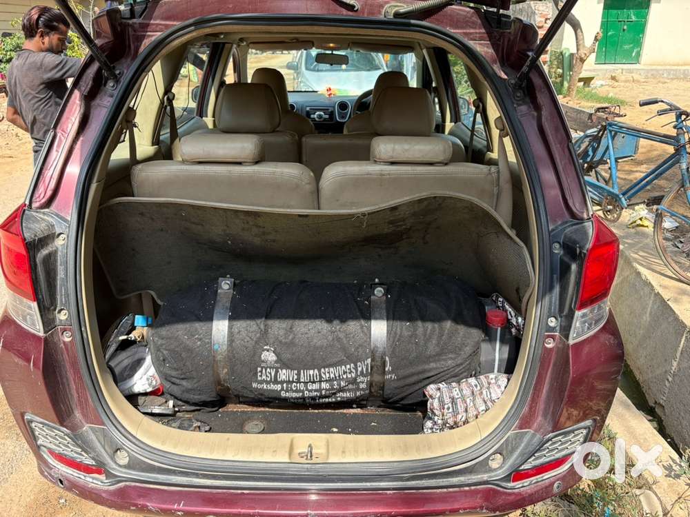 Honda Mobilio 2014 Cng & Hybrids 102000 Km Driven