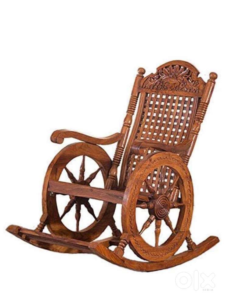 Hindoro New Hand Carved Rocking Chair