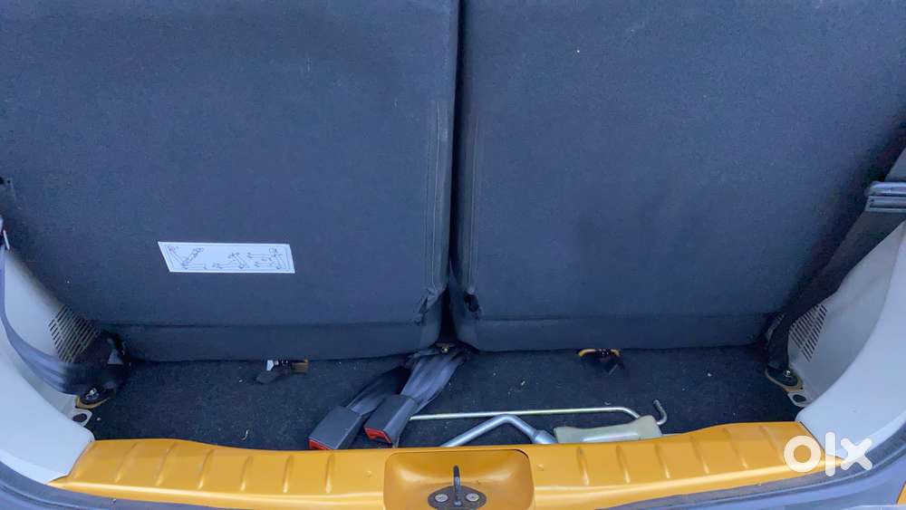 Renault Triber Rxz Easy-r Amt, 2023, Petrol