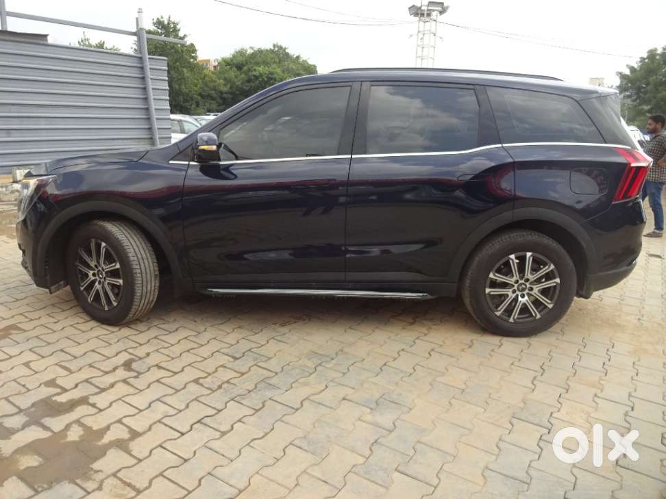 Mahindra Xuv700 2.2 Ax 5 Diesel At 7 Str, 2023, Diesel