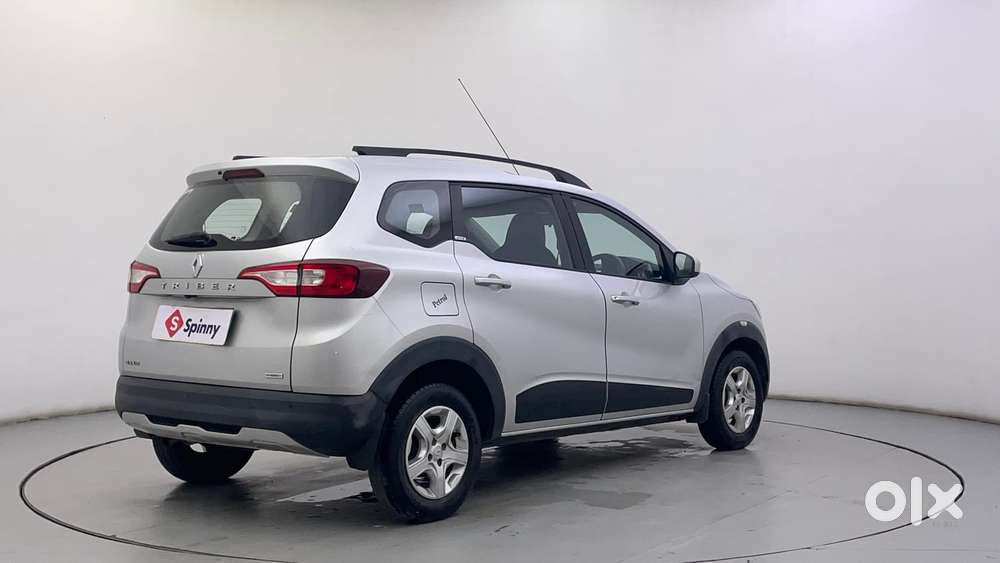 Renault Triber Rxz, 2019, Petrol