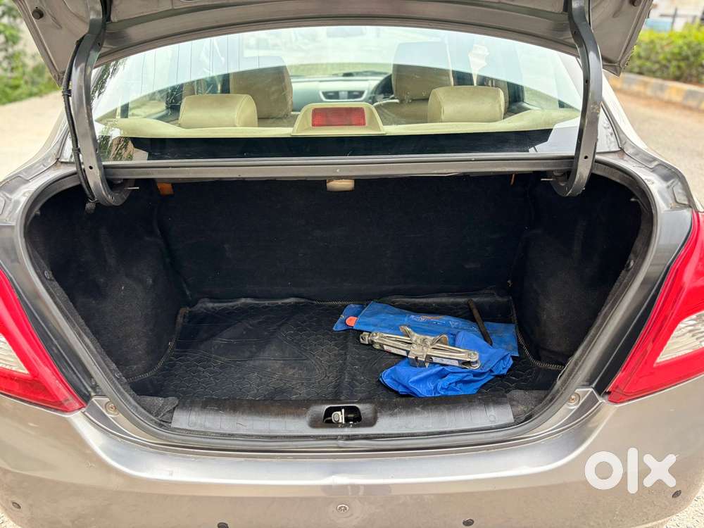 Maruti Suzuki Swift Dzire 1.2 Vxi Bsiv, 2014, Petrol