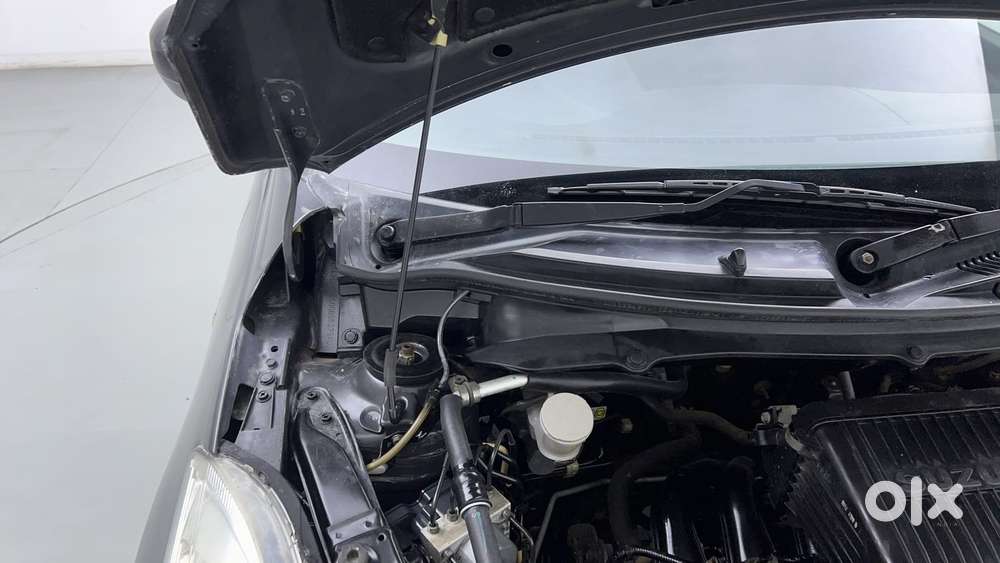 Maruti Suzuki Swift 1.2 Lxi (o), 2016, Petrol