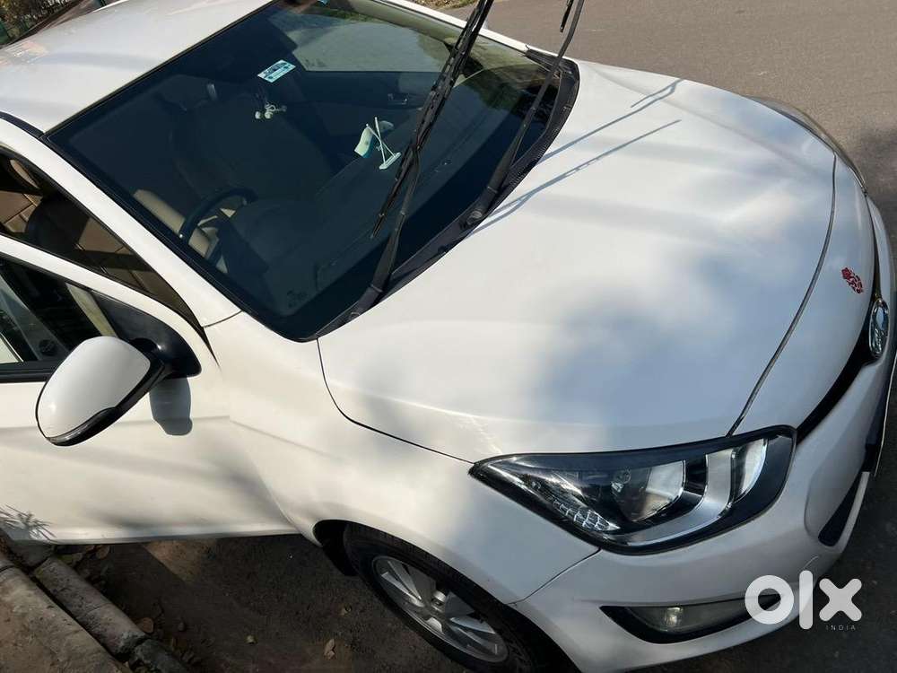 Hyundai I20 Sportz 2013 Petrol Well Maintained  Not A Dealer