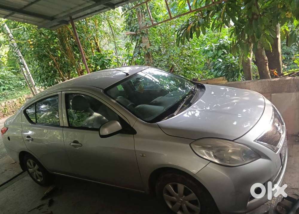 Nissan Sunny Xl Petrol 2013 Manual - Whatsapp Only