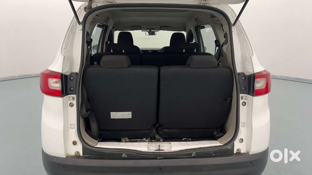 Renault Triber Rxl, 2022, Petrol