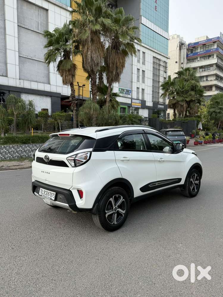 Tata Nexon 1.5 Revotorq Xz Plus Hs Dual Tone, 2023, Petrol