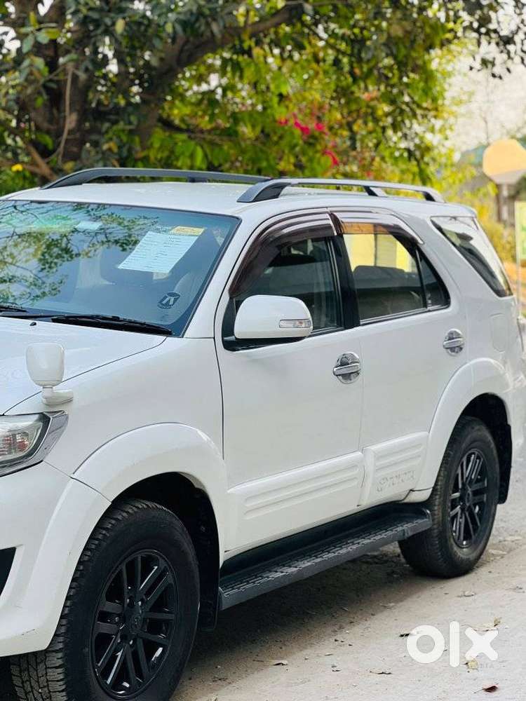 Toyota Fortuner 4x2 At 2.8 Diesel, 2012, Diesel