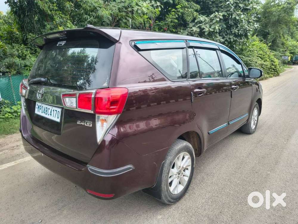 Toyota Innova Crysta 2.4 G Mt, 2016, Diesel