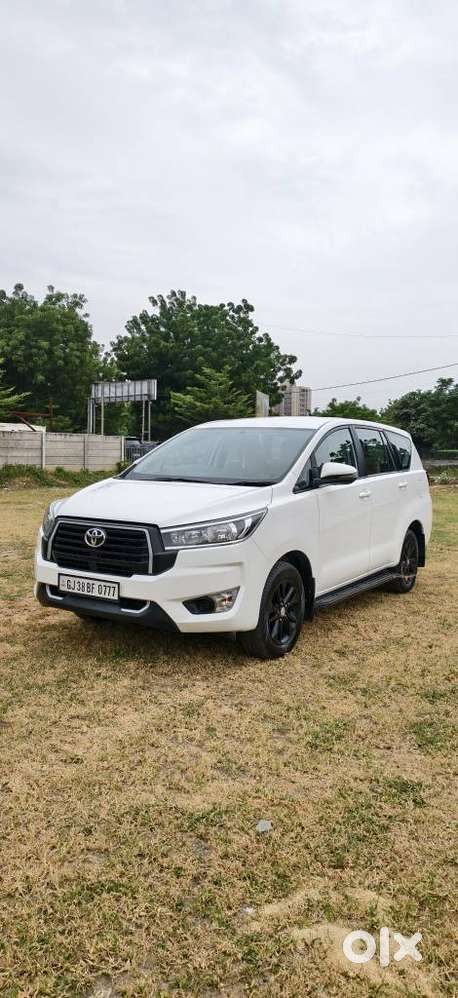 Toyota Innova Crysta 2.4 Gx Limited Edition 7 Str, 2023, Diesel