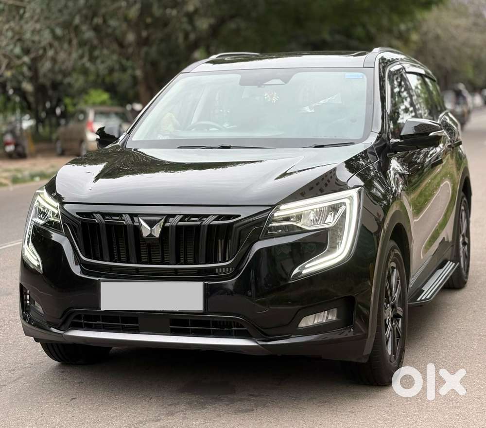 Mahindra Xuv700 2.0 Ax 7 Petrol At Luxury Pack Str, 2025, Petrol