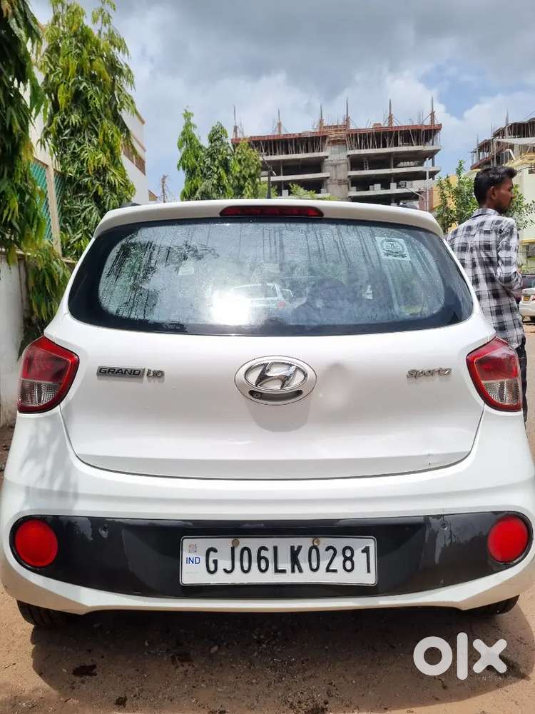 Hyundai Grand I10 Sportz At 2018