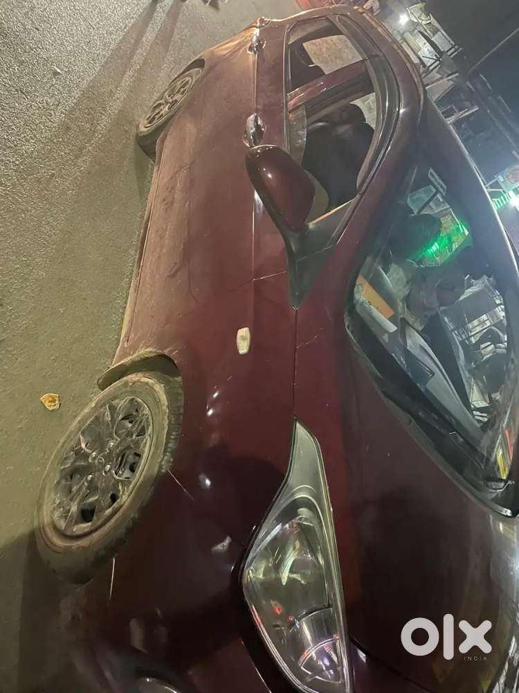 Hyundai I10 2013 Petrol 90000 Km Smooth Running Urgent Need Money