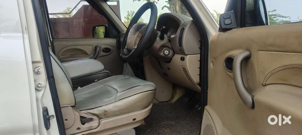 Mahindra Scorpio Vlx Airbags Bs Iii, 2010, Diesel