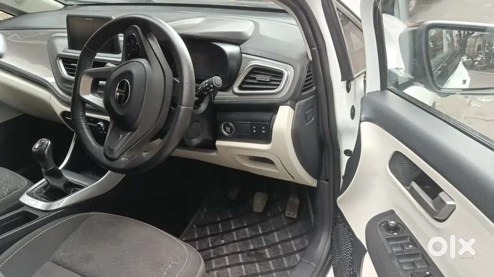 Tata Altroz Xz Plus 2024