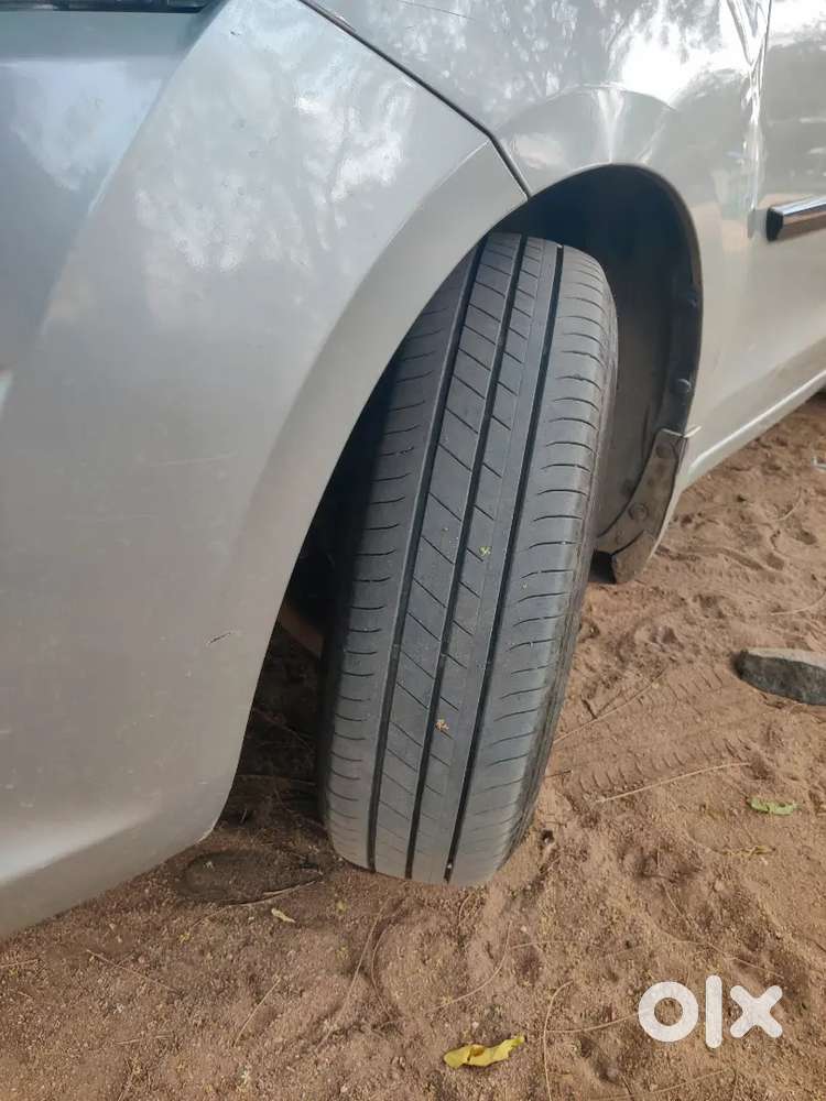 2015 Model Ertiga