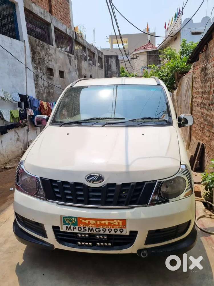 Mahindra Xylo 2012