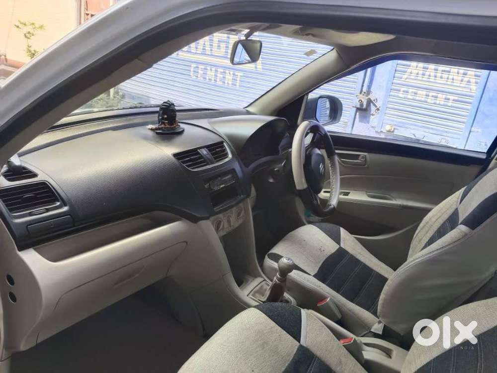 Maruti Suzuki Swift Dzire Lxi Optional-o, 2016, Cng & Hybrids