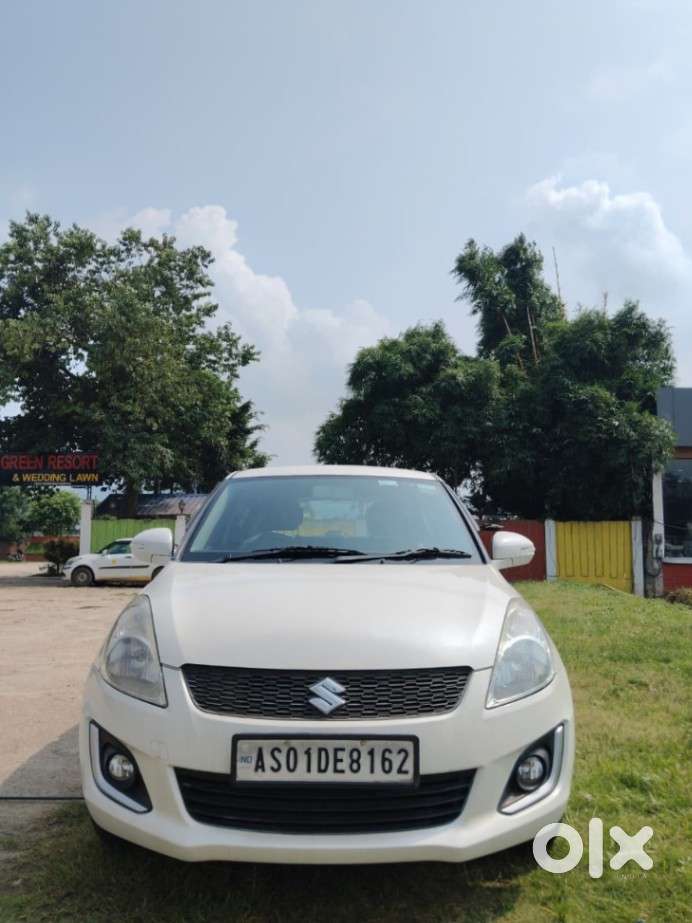 Maruti Suzuki Swift Vxi Abs Bsiv, 2017, Petrol