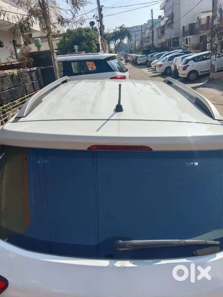 Creta Selling