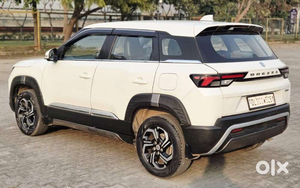 Maruti Suzuki Brezza 1.5 Vxi Smart Hybrid, 2022, Petrol