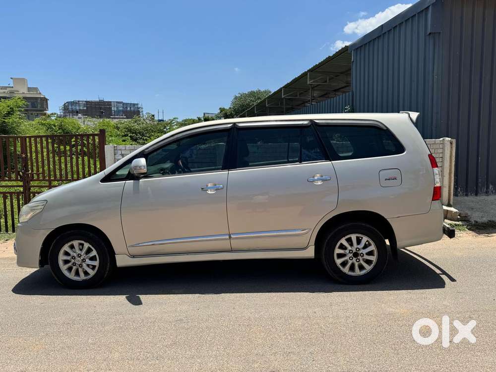 Toyota Innova 2.5 Vx 8 Str, 2014, Diesel