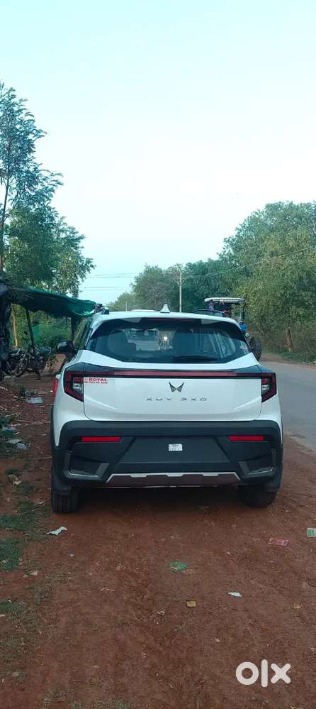 Mahindra 3xo Ax5 Pm Mt 2026 45 Din Hua Hai Bss