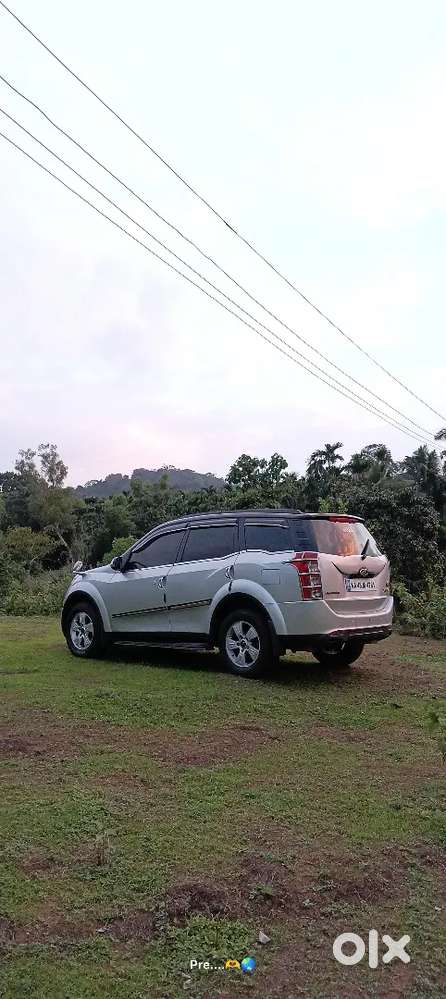 Mahindra Xuv500 2012 Diesel 100500 Km Driven