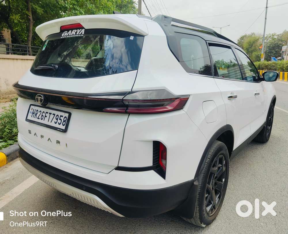 Tata Safari Accomplished Dual Tone At, 2023, Diesel