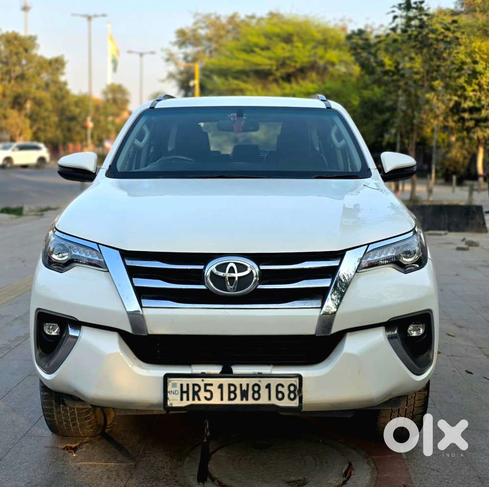 Toyota Fortuner 4x2 At 2.8 Diesel, 2019, Petrol