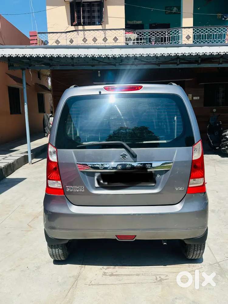 Good Condition 4 Tyre New No Accident No Challan With Service Record