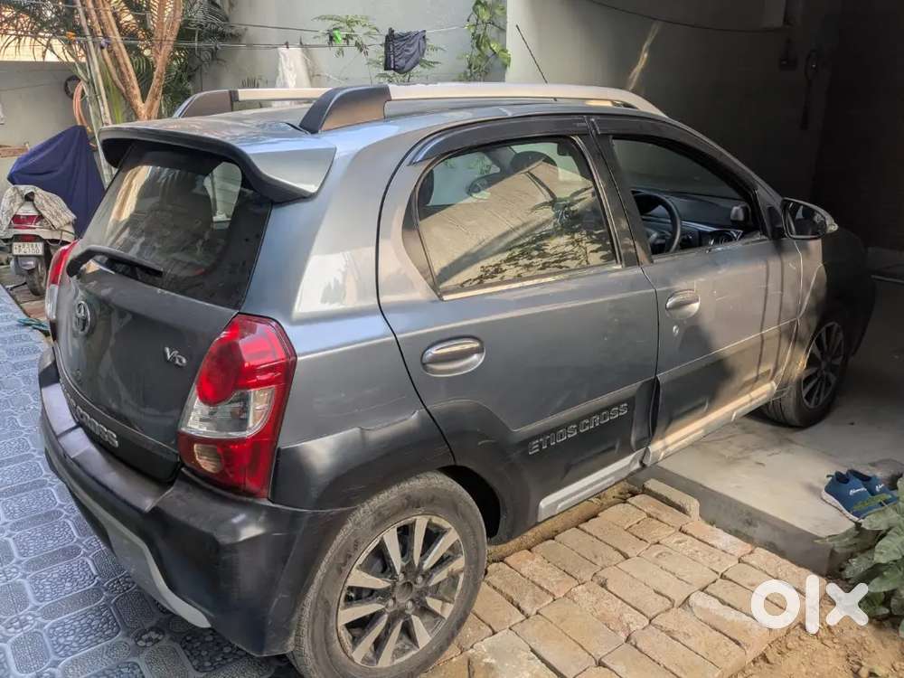 Toyota Etios Cross 2017 Diesel 76000 Km Driven