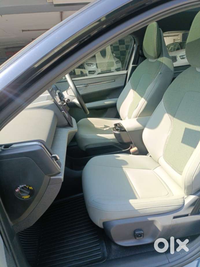 Volvo Ex30, 2025, Electric