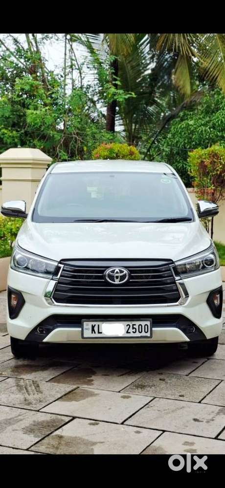 Toyota Innova Crysta [2020-ongoing] 2.4 Zx At 7 Str, 2022, Diesel