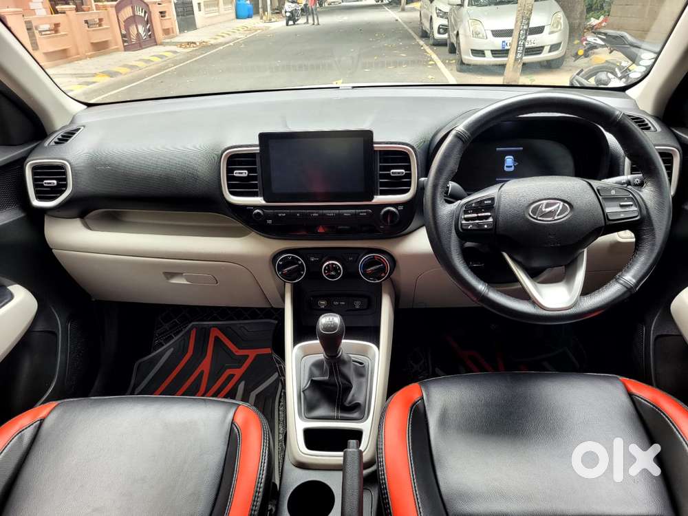 Hyundai Venue 1.2 S (o), 2023, Petrol