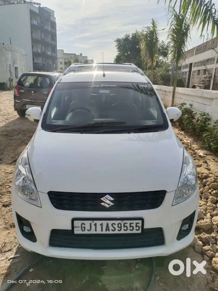 Well Maintained Ertiga With Both Keys