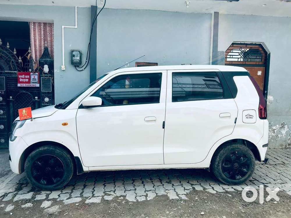 Maruti Suzuki Wagon R 1.0 2023 Petrol 18000 Km Driven