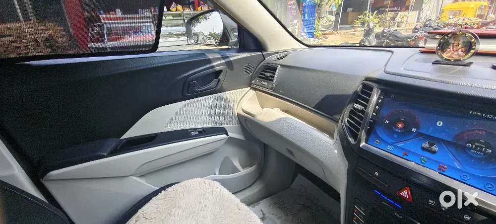 2023 Mahindra Xuv300 W4 Petrol | 1st Owner | Zero Accident | Company S