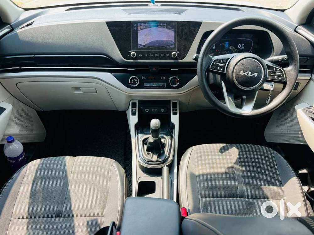 Kia Carens 1.4 Prestige 7 Str, 2024, Petrol