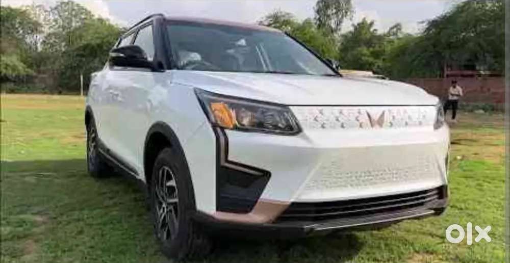 Mahindra Xuv400 Ev 2024