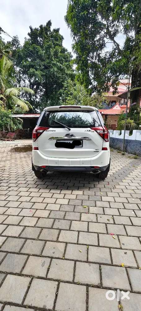 Mahindra Xuv500 2018 W11 (o) At Awd