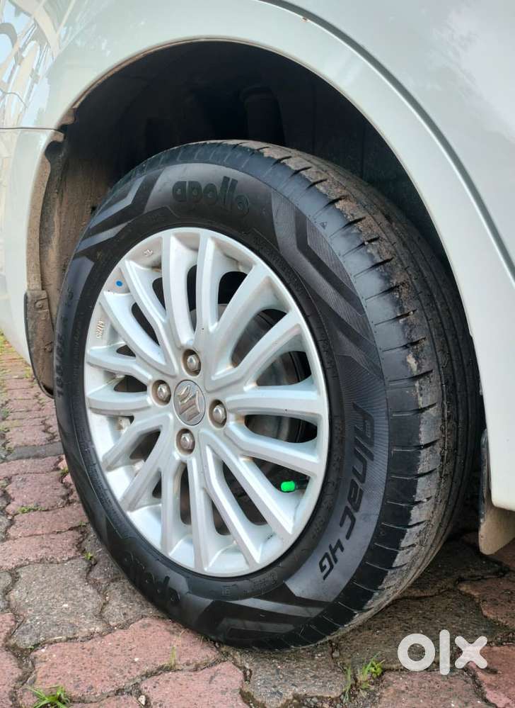 Maruti Suzuki Swift Dzire Zxi+ Mt, 2024, Cng & Hybrids